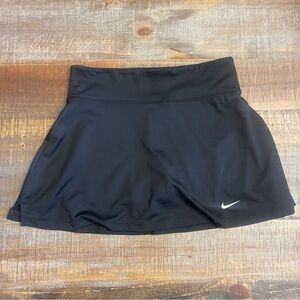 Nike Dri-Fit Women’s Black Athletic Mini Skirt